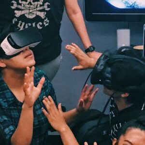 Kayla Briët Instagram - 🎮🌟 san antoniooo 🕹 we got to be a lil breakfast club and geek out about vr together and it was a very cool and fun time. i learned so much from you and the stories you want to create and see in the medium — keep in touch and next time let’s make more things !
.
many thank you’s to the humans of @saysi_sa for inviting me as a visiting artist this week, who i met thanks to @project1324   @sundanceorg. say sí is a free year-round after school arts program in san antonio. they have dedicated teaching artists for game dev   visual art   film/animation   more in a little labyrinth of studio workspaces and galleries.. i am very happy places like these exist. if you’re local to SA be sure to check out their exhibition “Stories Seldom Told” on may 4 and catch them at pax south con in the future :>
.
a lil bit of what we were up to: <day 1> artist talk   experiencing room-scale n building a little world together in the vive // <day 2> showing some work in process   an improv live-action 360 shoot/stitch/edit sesh
.
✌️