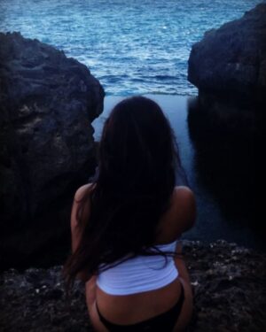 Kayla Heller Instagram - 🌏🐚🌊🌺🌴