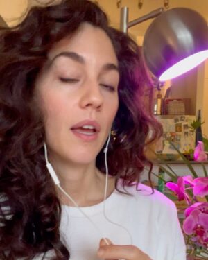 Kaylah Zander Instagram - #shaniatwain #knitting #orchids #iloveplants #actorlife #babysquirrels #broth4life #sweaterweather

Where does this culture of violence come from? Watch @israelismfilm online to learn more about how the IOF recruits their soldiers. Or look for screenings of @israelismfilm at SFU, UBC and the Rio in January (Vancouver) - check Eventbrite for tickets! 

@breakingthesilenceisrael 
@celebrities4palestine
@khaledyousry22 (video1)