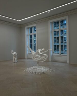 Kaylee Quinn Instagram - the most beautiful exhibition🩰