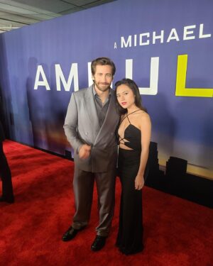 Kayli Tran Instagram - Fave moments of the night ❤️

I got to play the role of Kim in the movie Ambulance directed by Michael Bay! This is a huge moment for me. It proves that I am capable of achieving what I put my mind and my whole heart into. And a special moment to show that a girl like me can make changes, no matter how big or small! 💪💪

#ambulancemovie #michaelbay #asianactor #asianactress #dienvien #rescarpet #cutoutdress #blackdress #jakegyllenhaal #yahyaabdulmateenii