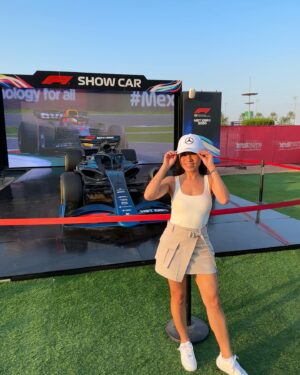 Kayli Tran Instagram - F1 with my Dubai sugar zaddy 😌 let’s see if we can get him to buy me a Mercedes next. lol

#f1 #formula1 #dubai #abudhabi #yasmarina #yasisland #f1abudhabi #uae #mercedes