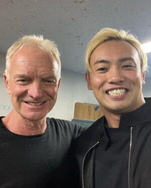 Kazuchika Okada Instagram - 2023年　上半期の思い出　その2
ライブに行きました。
スティングさんと一緒に写真撮らせてもらった。
ありがとうございます。