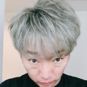 Kazuhiro Ozawa Instagram - 目の下のクマひどし