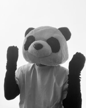 Kazuki Kitamura Instagram - いつも応援して下さる皆さまへ

私事ですが
この度、担当マネージャーが新たなことにもチャレンジしていきたいという思いから、新会社を設立しました。しかも、なんと！
名前が株式会社PANDAです…パンダ？
パ？
パ？
パンダ？
う〜ん、実に面白い！
熟考の末、2022年9月22日付にて
私も株式会社PANDAに移籍することを決めました。
約25年もの間お世話になりました株式会社フロム•ファーストプロダクションの皆さまには深い感謝の気持ちでいっぱいです。
本当に有難うございました。
これからは益々、色々な分野に挑戦、チャレンジしていきたいと思っておりますので、　
更なる応援の程、よろしくお願い致します。