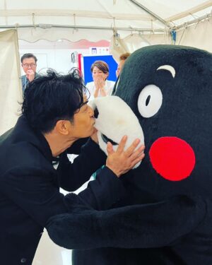 Kazuki Kitamura Instagram - くまモンといちゃついた😘 ©️熊本県くまモン
#夏空ダンス