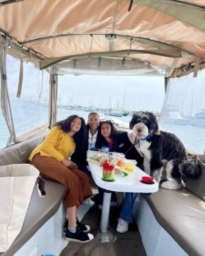 Kearran Giovanni Instagram - Today is always a mixture of so much joy mixed with some sadness. All I can say is I am grateful for the time I had with my sweet mama and I am equally as grateful for the time I have with my girls…may it last forever. It is my greatest joy. Happy Mother’s Day to all the moms, all that have lost moms, all that want to be moms and ladies with a baby bump. 💕