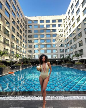 Kedist Deltour Instagram - Golden moments captured @aurikamumbaiskycity @missworld . ✨ #BikiniQueen” #MissWorld #71MW #MissWorld71 #BWAP #BeautywithaPurpose #India #incredibleindia