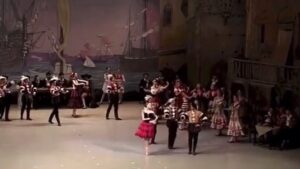 Keenan Kampa Instagram - It’s the week of #WorldBalletDay  tbt first time dancing Kitri with Mariinsky ❤️💃🏼