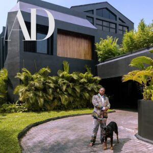 Kehinde Wiley Instagram - March issue of AD @archdigest written by @lolaogunnaike 📷 @yagazieemezi design @aissadionetissus