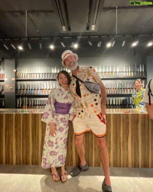 Keith Allan Instagram - I had the pleasure of meeting Z Nation fan and new friend @kittiseal at this amazing knife store Seisuke Knife in Tokyo yesterday. Everyone there was so welcoming and kind and they gifted me with a beautiful knife that I definitely won’t be cutting my finger with!!