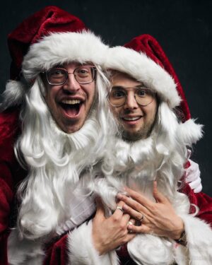 Keith Habersberger Instagram - Jolly times at the @streamys this year w/ @korndiddy. 

You can see footage of us being let on stage like this at streamys.watch
#streamys
@rollingstone 
@daniel