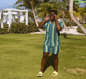 Keith L. Williams Instagram - Punta cana…you treated me well🙈 #dominicanrepublic 🏝️🦀🌊