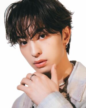 Keito Kimura Instagram - ON/OFF

@fineboys_jp 
@givenchybeauty