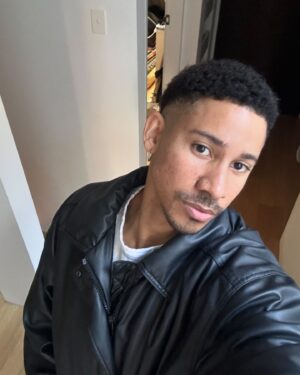 Keiynan Lonsdale Instagram - July 10 see u there
Link in bio
 (slide for some cute pics)