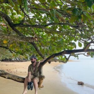 Kelcey Mawema Instagram - weddings in tropical climates >>>