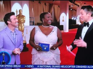 Kelley Carter Instagram - Diamonds truly are a girl’s best friend. Thank you @tiffanyandco for the gems!! My guys Will and Whit came through with the fire looks, so my stylist @ashleyafriyie wanted me to match their fly!! 
One more day until the big show! 
Who are you all rooting for?!

Hair: @beautyxsophierose 
MUA: @toninicolebeauty 
Stylist: @ashleyafriyie 
💎: @tiffanyandco 
👗: @macduggal