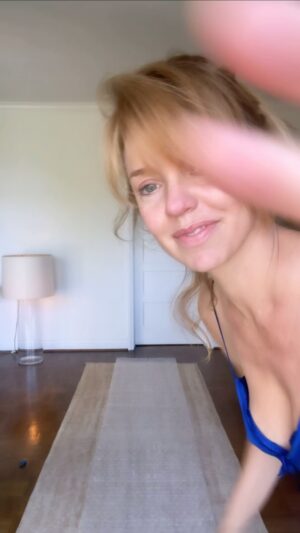 Kelli Garner Instagram - 
