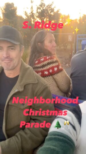 Kelly Carlson Instagram - Love living in a small town. It’s so fun and free. No way would I live in the city again.  Janice started this annual parade through the neighborhood. Everyone shows up at John and Karen’s with crazy lights on their golf carts, cookies and cocktails. The way it should be, very 70’s LOL I was the designated driver, of course🤓 Santa was behind us 😂🌲 #smalltownliving #neighborhoodparades #neighborhoodparty