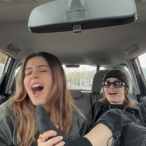 Kelly Depeault Instagram - @jennarzat #enjoy #coversong #fun #harmony #fyp #lovelife #canada🇨🇦 chapeau fait par @donebyjuliette