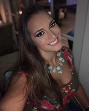 Kelly Klein Instagram - Enjoying a visit to beautiful Miami with my best friend. Groan all you want. But it’s true. He’s my best friend. That’s why I married him. 🙄
We’ve had a perfect anniversary full of food, fun, beaches, wrestling, friends, and also we saw two iguanas today.
-

For anyone wondering, this is the makeup look I tweeted about. That’s right. Even from the next room and without looking, he new I had nailed it. 💁🏻‍♀️
-

He found a restaurant he knew I would love. They offered amazing plant based and gluten free options. They also focus on sustainability and local sourcing. 
Oh AND our server was so sweet and brought us Prosecco to toast our anniversary.
-

What’s your favorite dessert? I had this amazingly delicious raspberry sorbet!
-

#purpleeyeshadow #yelloweyeshadow #funwithmakeup #sustainablefood #plantbasedfoodie #locallysourced #foodiecouple #glutenfreevegetarian #glutenfreevegan #vacationvibes #miaminightlife
-
BONUS if you tag your favorite sustainable eateries!