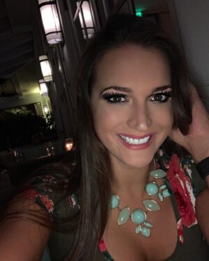 Kelly Klein Instagram - Enjoying a visit to beautiful Miami with my best friend. Groan all you want. But it’s true. He’s my best friend. That’s why I married him. 🙄
We’ve had a perfect anniversary full of food, fun, beaches, wrestling, friends, and also we saw two iguanas today.
-

For anyone wondering, this is the makeup look I tweeted about. That’s right. Even from the next room and without looking, he new I had nailed it. 💁🏻‍♀️
-

He found a restaurant he knew I would love. They offered amazing plant based and gluten free options. They also focus on sustainability and local sourcing. 
Oh AND our server was so sweet and brought us Prosecco to toast our anniversary.
-

What’s your favorite dessert? I had this amazingly delicious raspberry sorbet!
-

#purpleeyeshadow #yelloweyeshadow #funwithmakeup #sustainablefood #plantbasedfoodie #locallysourced #foodiecouple #glutenfreevegetarian #glutenfreevegan #vacationvibes #miaminightlife
-
BONUS if you tag your favorite sustainable eateries!