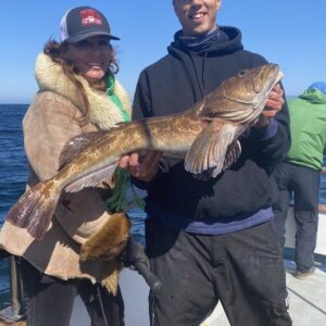 Kelly LeBrock Instagram - Good day all , I’ve been off line trying to figure out all noise about everything and all the conspiracy theories! What a mess we are all in ! So , I went fishing ! Caught at 500 feet ! Kept getting my scarf stuck as I reeled up the fish ! Not good wardrobe for the sea ❤️