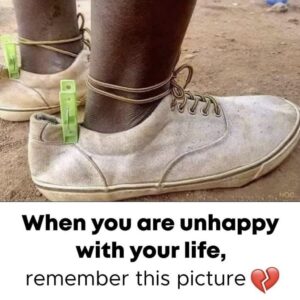 Kelly LeBrock Instagram - It’s always good to be reminded ❤️