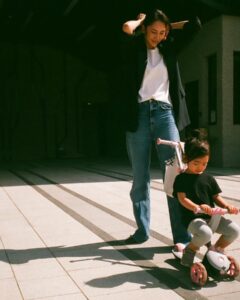 Actress Kelly Liao HD Instagram Photos and Wallpapers November 2023