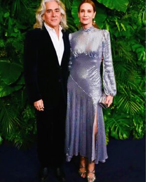 Kelly Lynch Instagram - Thanks darling Charles Finch for another fabulous night catching up with friends and getting sparkly… 🪩

Chanel and Charles Finch pre-Oscar dinner 

@charlespfinch 
@chanelofficial 
@finchandpartners 
@bevhillshotel