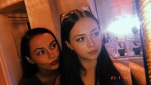 Kelly Thornton Instagram - i love my sister @_robynthornton_