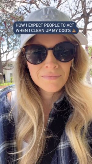 Kelsey Edwards Instagram - i mean, you’re right 💁🏼‍♀️ #dog #dogmom #dogparent #dogmama #cleanupafteryourdog #walkingmydog #walkthedog