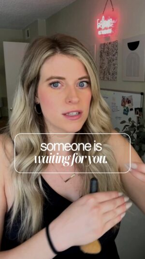 Kelsey Edwards Instagram - someone is waiting for YOUR story & perspectives. YOUR unique, lived experiences. you will resonate with certain people in a way no one else will.

comment MASTERCLASS if you need help with figuring out your zone of genius so you can become the main character in your own story✨

#multipassionate #multipassionateentrepreneur #multipassionatecreative #bigdreamer #bigdreams #bigdream #dream #dreamer #creative #actor #actress #artist #influencer