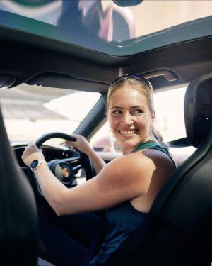 Kelsey-Lee Barber Instagram - Inspired by the strength and power of the all-electric Porsche Taycan, Australian Olympic athlete and World Champion javelin thrower, @kelseyleebarber, trains hard to remain at the top of her game as she gets ready to head to the Paris 2024 Olympic Games. 

#PerformanceDriven #PorscheTaycan