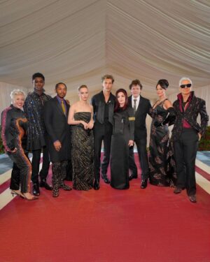 Kelvin Harrison Jr. Instagram - Met Gala 2022 
thank you @prada and my @elvismovie family for having me. @mjonf you the best. @elaboratefaces family you won the braid-off. 😂
