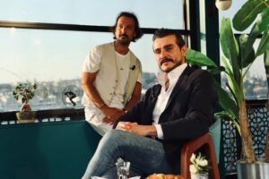 Kemal Uçar Instagram - bu ve daha bir çok keyifli an saat 11.20 de @trthaber ‘de😎
@vapurdacaysimitsohbet  @omer.ozturkofficial