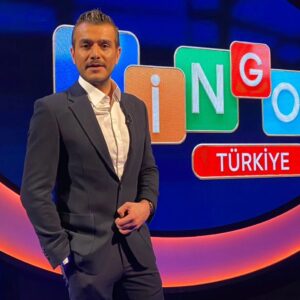 Kemal Uçar Instagram - Lingo Türkiye'de @avvaofficial rüzgarı🌟

stil danışmanımız @neslisahh_ 

hafta içi her gün saat 18.00'de @trt1 deyiz🧿