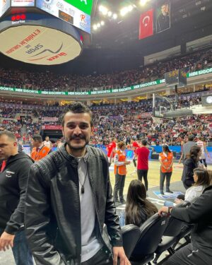 Kemal Uçar Instagram - sahaya da adım atmadık demem! Haydi @bkbasketbol 🏆🧿