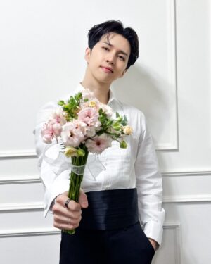 Ken Instagram - 2024 KEN FAN CONCERT
[749번째 고백 - My love, My destiny]

#빅스 #VIXX #켄 #KEN #이재환
#HAPPYKENDAY 
#749번째고백
#MyLove #MyDestiny