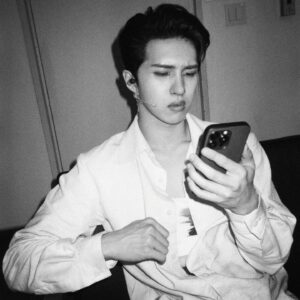 Ken Instagram - 💛