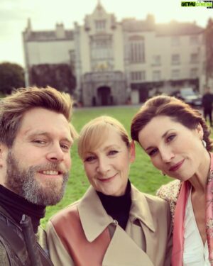 Ken Duken Instagram - #behindthescenes with my #amazing #colleagues @lesleysharpofficial and @katyfleets @fatenetflix @netflix @netflixde #thankyoufortheamazingtime #fatethewinxsaga 🔥🤙😘