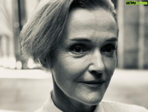 Ken Duken Instagram - #behindthescenes #fatethewinxsaga #oldies and a #portrait I took from #mirandarichardson #badgirl #badboy @officialseansagar #robjamescollier #danielbetts @fatenetflix I took some portraits of some of my amazing #colleagues let me know if you want to see some of them #holalagrupix ❤️🔥🤙