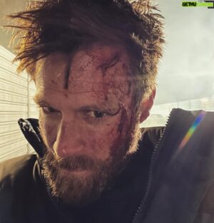 Ken Duken Instagram - #aboutthisyear lots of #fakewounds and #realbruises something #crazy #coming #nextyear @skydeutschland #skyseries #behindthescenes #makeup by @georgkfx @ameliehartwig #illkeepyouposted 🤙🔥❤️