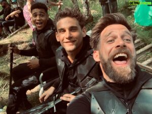 Ken Duken Instagram - #meandthaboyz #specialistsatwork #behindthescenes #fatethewinxsaga #badboys #whatapleasureitwas @freddiethorp @theofarrislee @fatenetflix #holalagrupix if you want to see more #bts let me know 🤙🔥😘