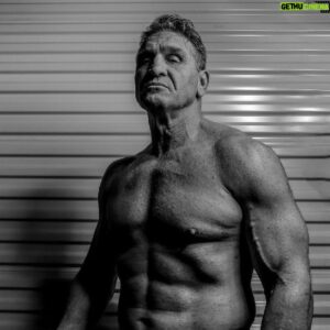 Ken Kilpatrick Instagram - I’ve always said I will never let an old person into my body. That is, I don’t believe in ‘thinking’ old. Don’t program yourself to break down as you age with thoughts that decline is inevitable #mondaymotivation