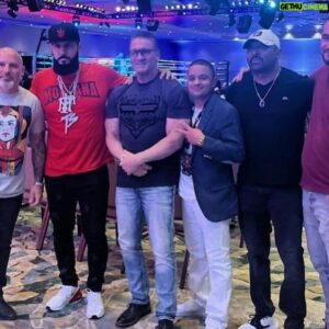 Ken Kilpatrick Instagram - Watched some great fights @mostvaluablepromotions w/ some friends