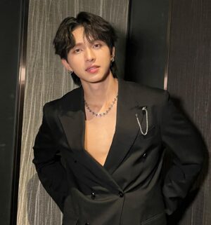 Ken Prarunyu Sooksamran Instagram - all black .

#คมชัดลึกอวอร์ดครั้งที่20
#20thKomChadLuekAwards
