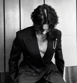 Ken Prarunyu Sooksamran Instagram - all black .

#คมชัดลึกอวอร์ดครั้งที่20
#20thKomChadLuekAwards