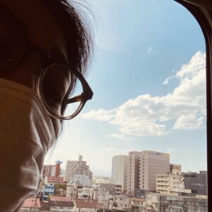 Ken Yasuda Instagram - #新幹線 #車窓にひとこと
#仙台公演 #終了 #感謝