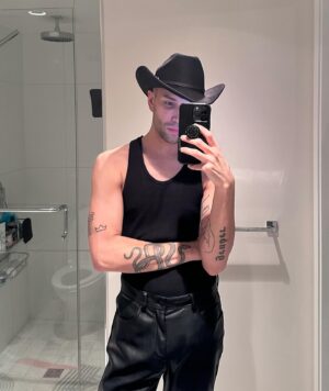 Kendall Gender Instagram - Beyoncé said country , I said Amazon prime me a cowboy hat